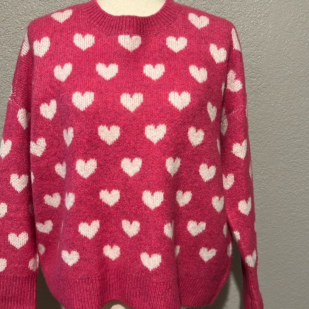 Vince Camuto oversized heart sweater XS